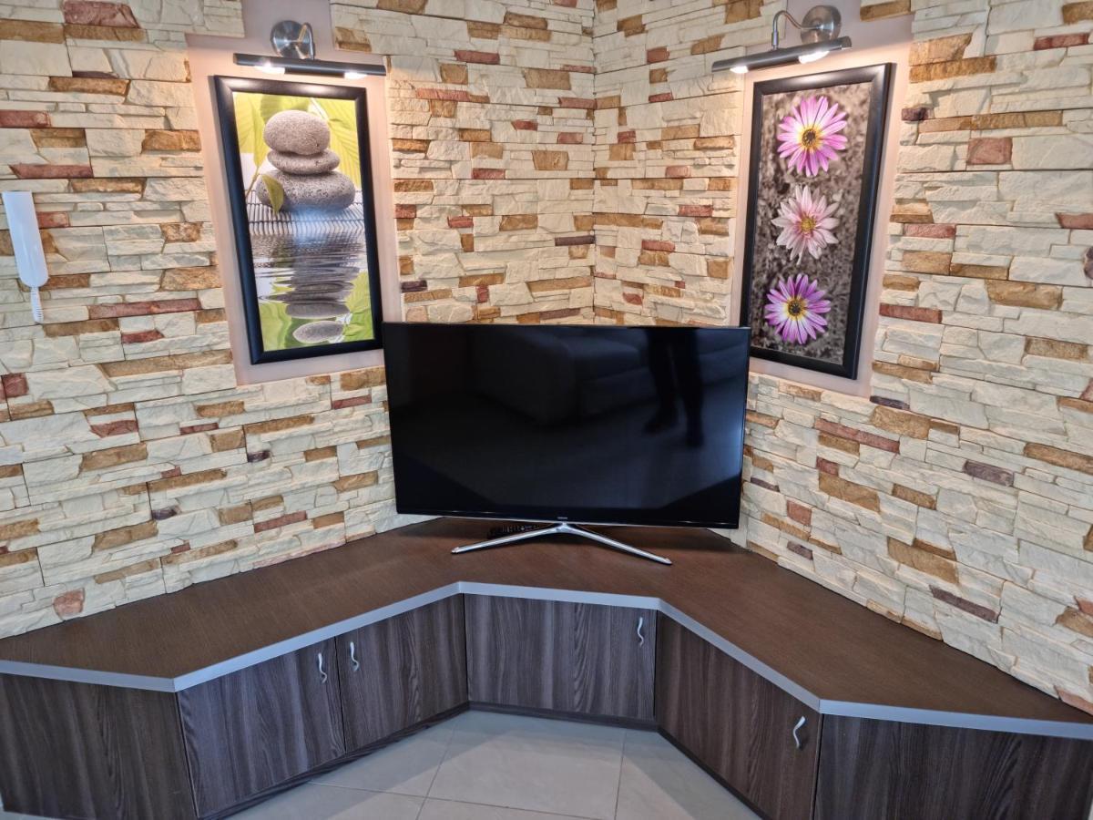 Betti Apartman Siofok Luaran gambar